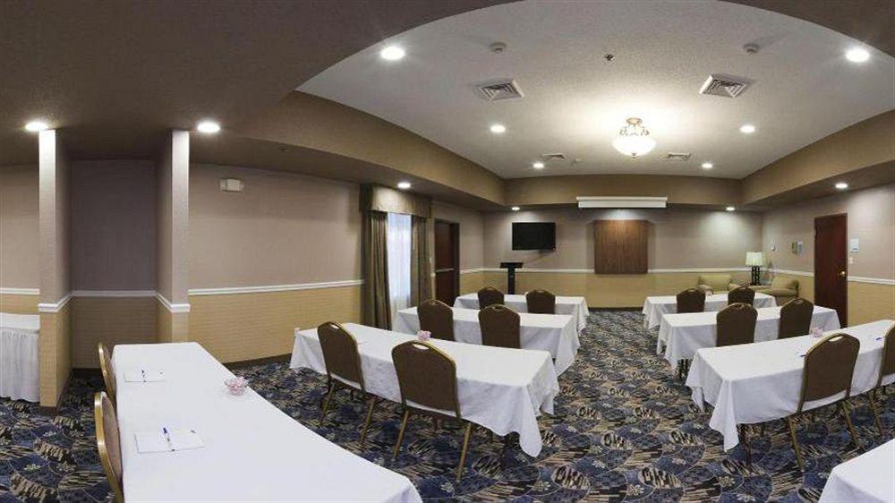 Holiday Inn Express Hotel & Suites Bedford By Ihg Zewnętrze zdjęcie