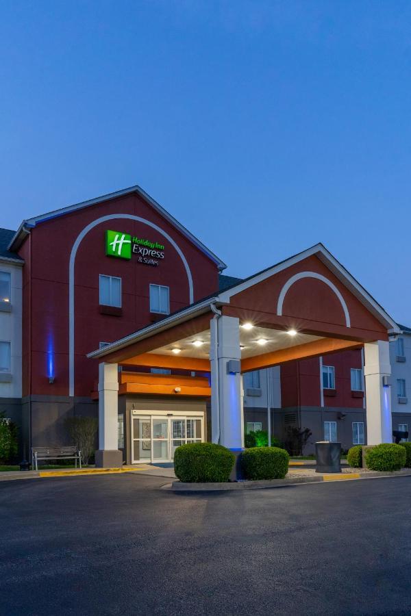 Holiday Inn Express Hotel & Suites Bedford By Ihg Zewnętrze zdjęcie