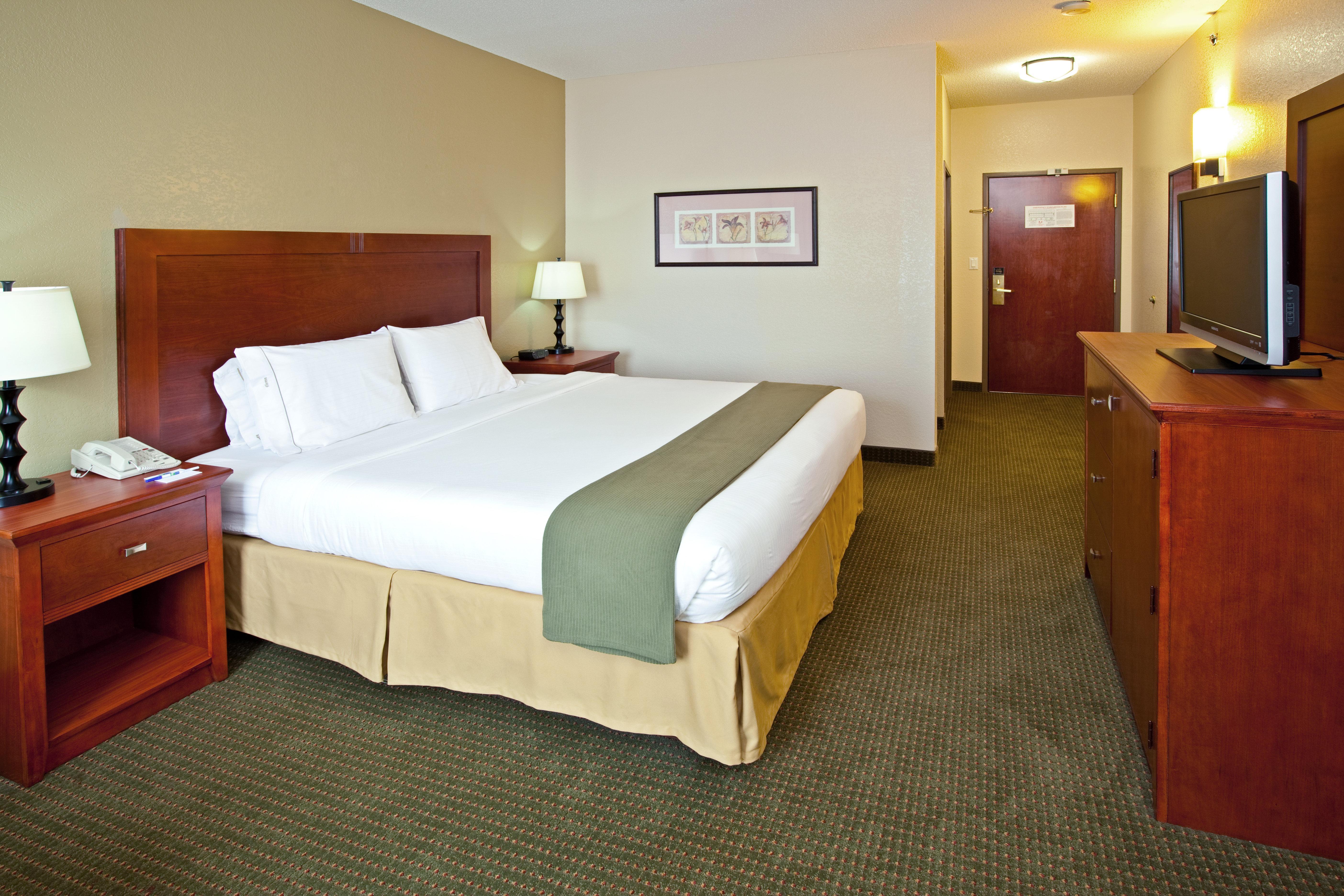 Holiday Inn Express Hotel & Suites Bedford By Ihg Zewnętrze zdjęcie