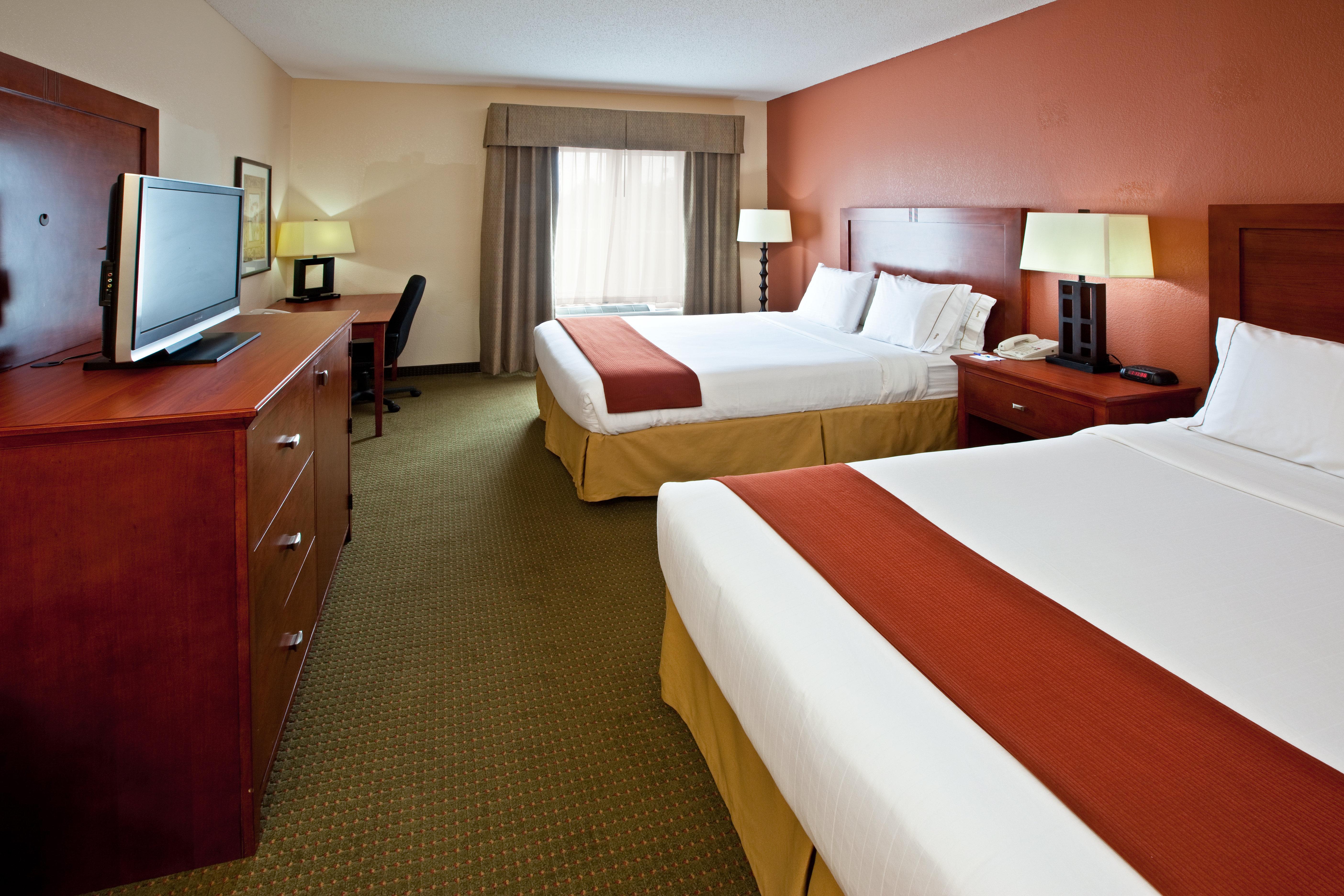 Holiday Inn Express Hotel & Suites Bedford By Ihg Zewnętrze zdjęcie